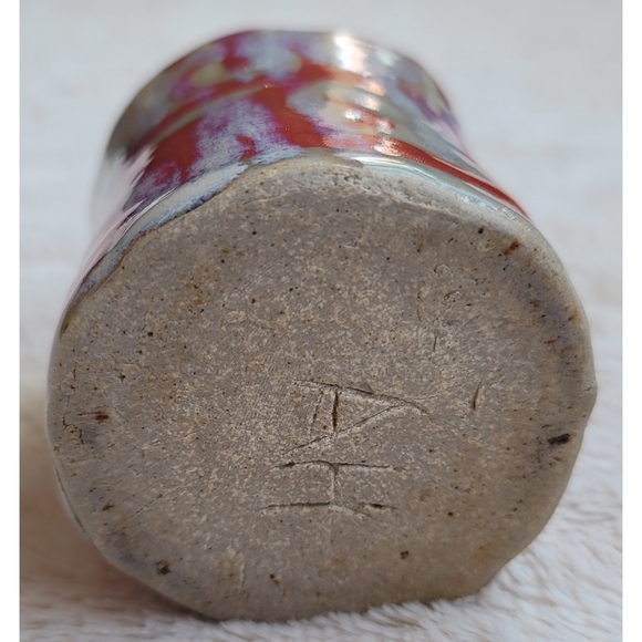 Red and white pottery cup piece - Picture 11 of 16